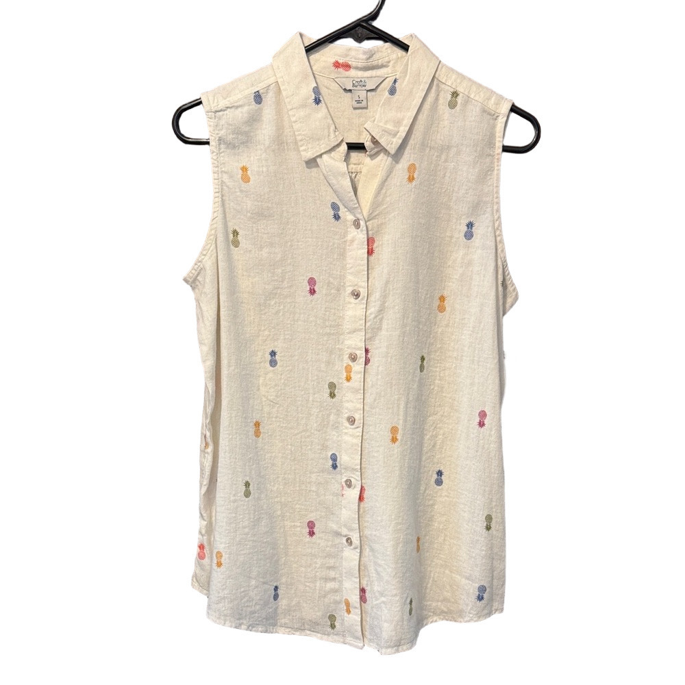 Croft & Barrow Sleeveless Button-Down Shirt with Colorful Pineapple Accents NWT